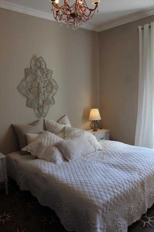 Mas Les Romarins, 10 Min D'Uzes, Piscine Et Grand Jardin Clos, Jeux, Nid De Repos Et Base Pour Activites Dans Le Gard (Adults Only) Eksteriør billede